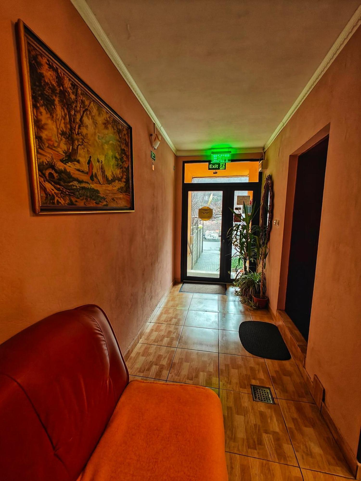 Casa Miclau Apartment Baile Herculane Exterior photo
